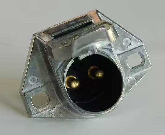 2 Pin Trailer Plug & Socket Set – 200A Heavy Duty Connector